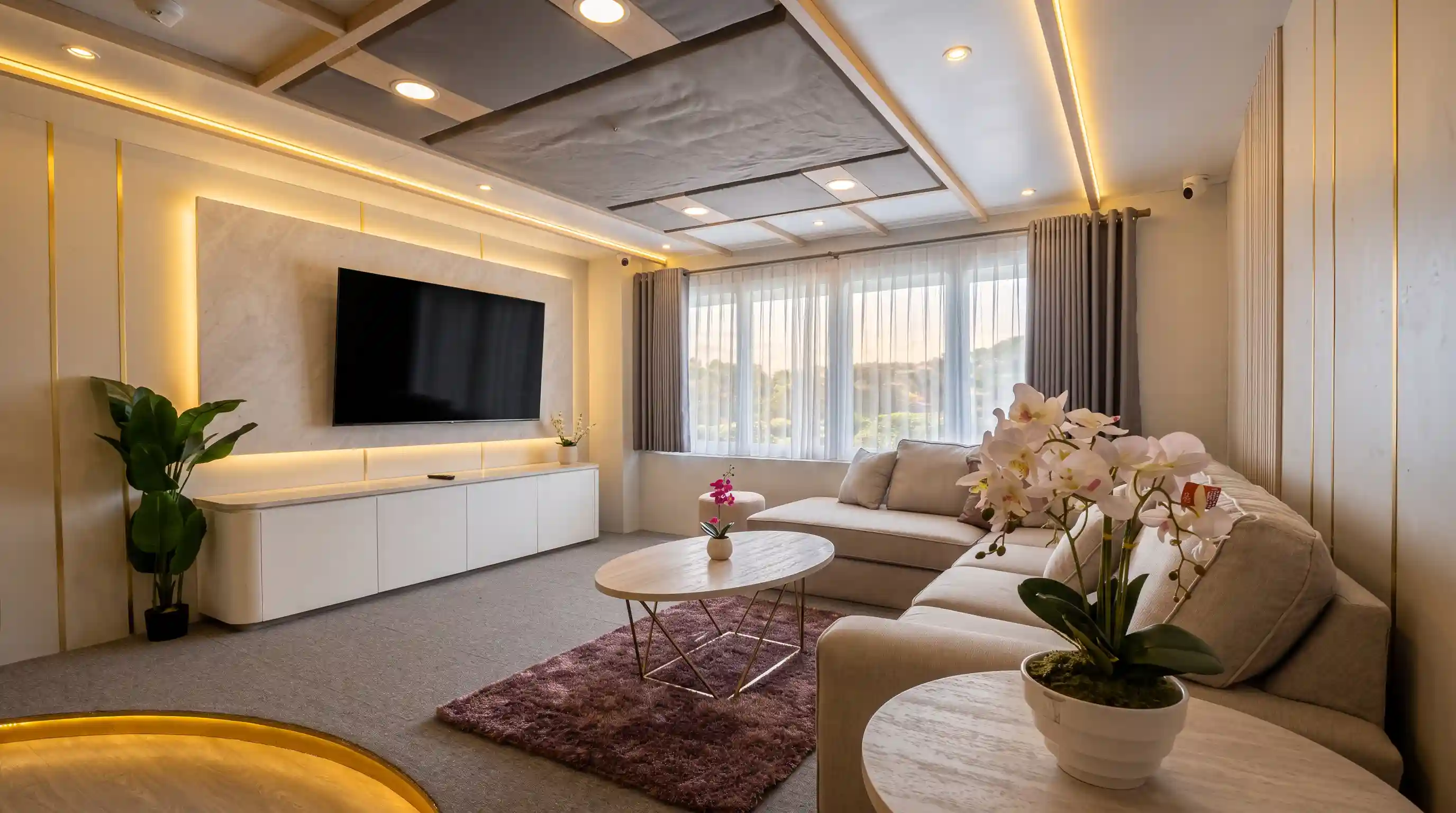 Living room aboard Lasha