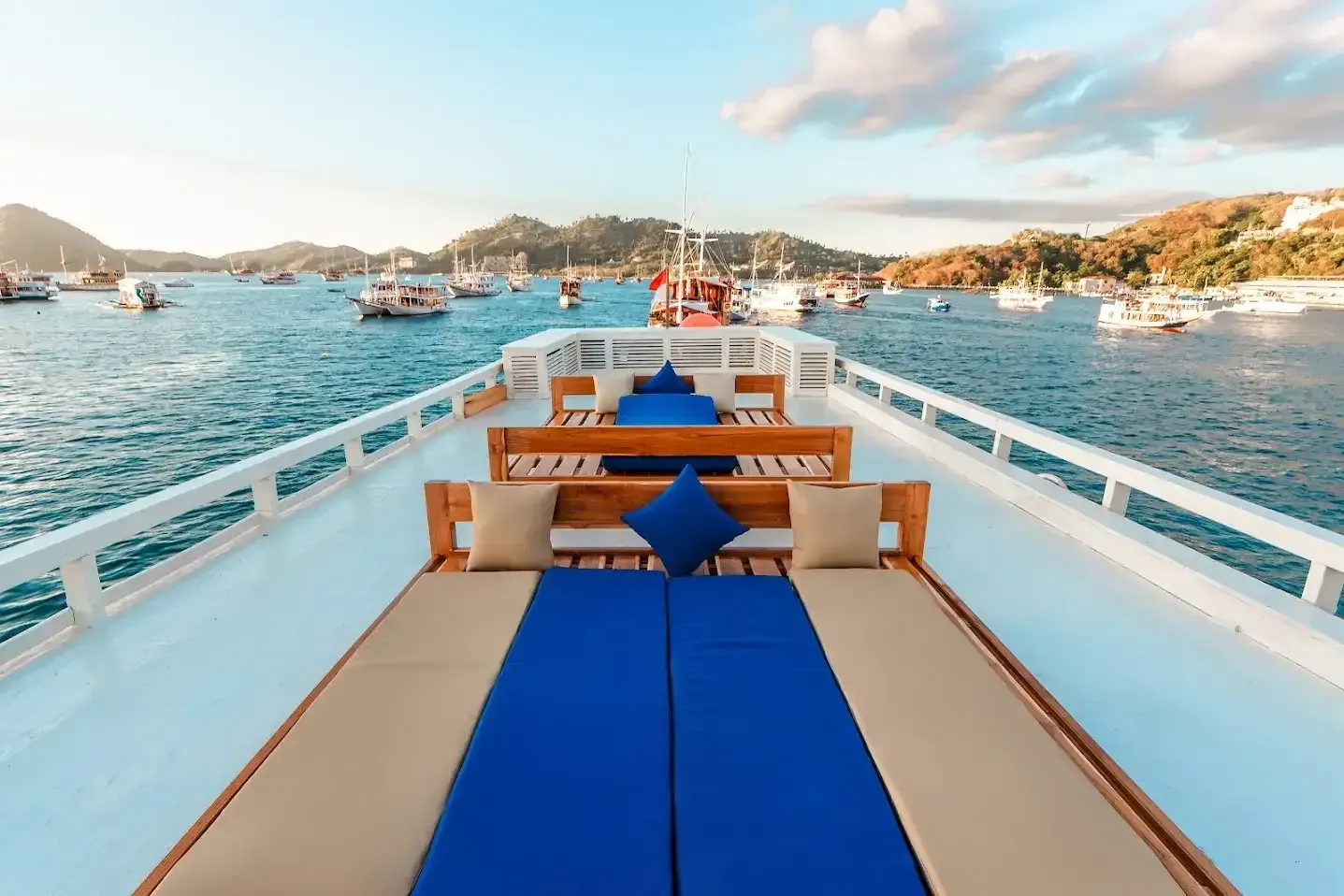 Ayvara rooftop deck &mdash; Komodo National Park