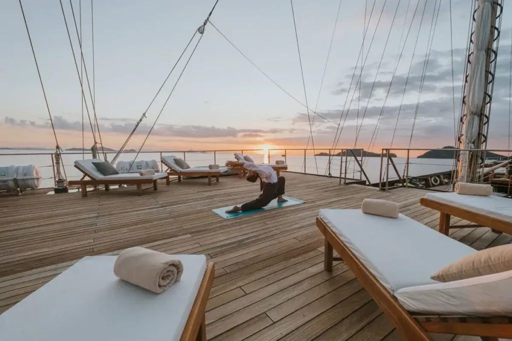 Lamima yacht — lamima yoga, Komodo National Park