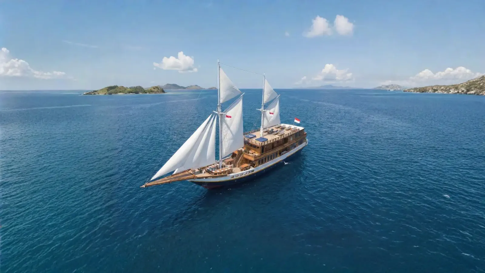 Naturalia cruise — naturalia cruise exterior 11, Komodo National Park