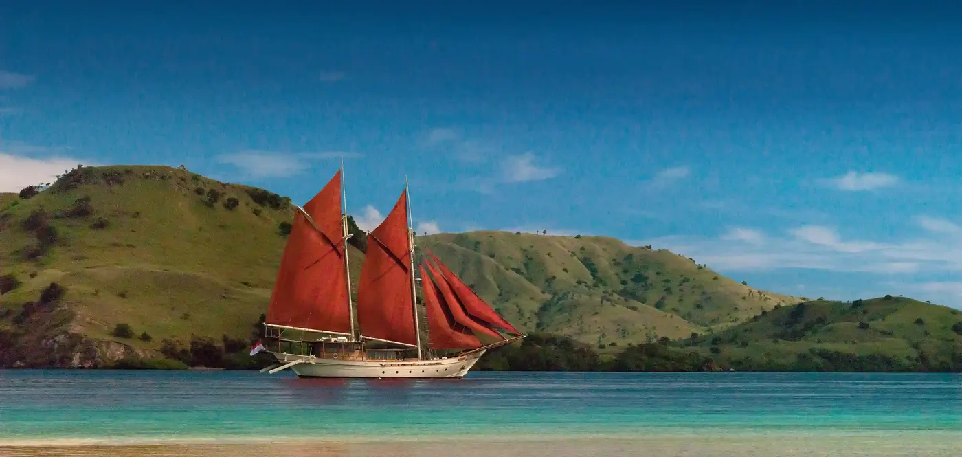 Boat Party Phinisi Deck — Komodo National Park, by our operator Komodo Luxury