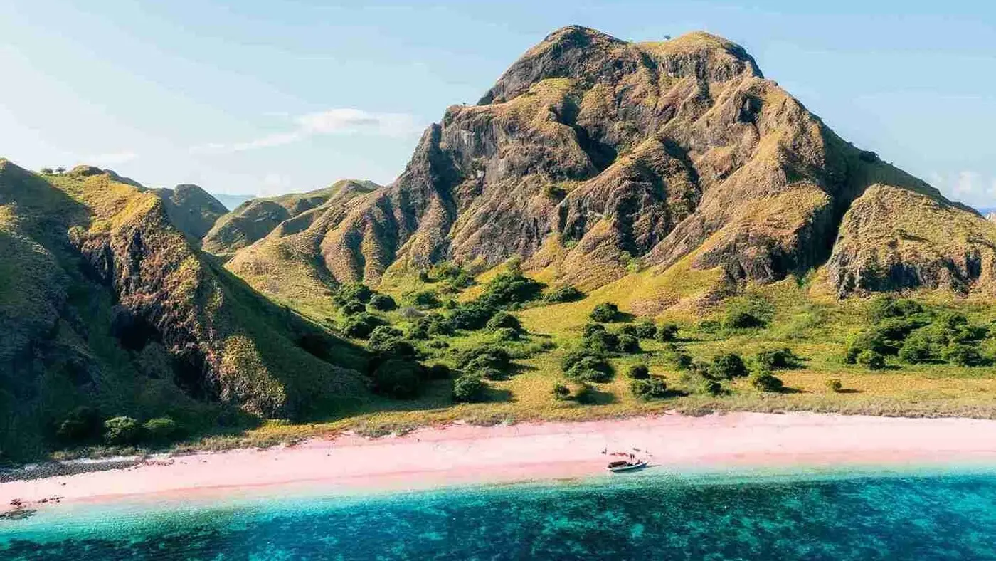 Drone View Of Pink Beach Komodo National Park — Komodo National Park, by our operator Komodo Luxury
