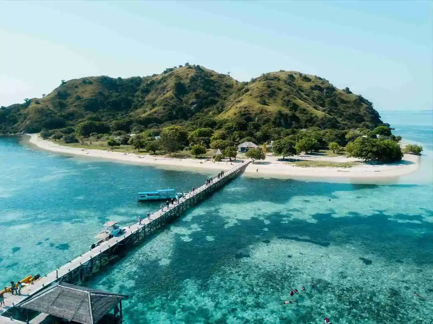 Kanawa Island — Komodo National Park
