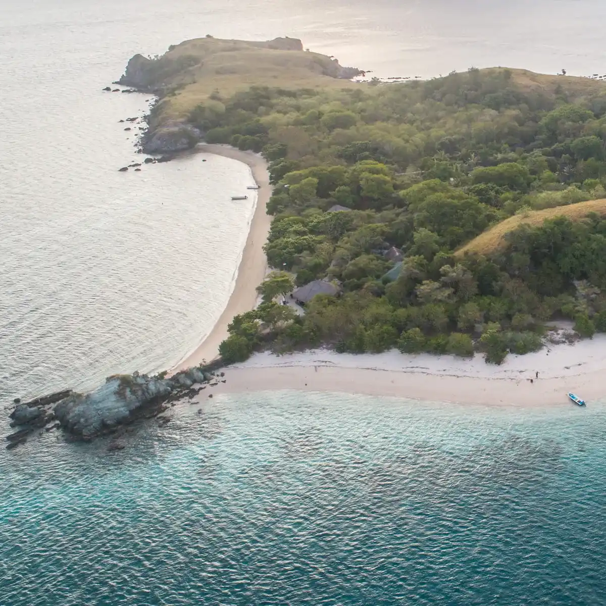 Labuan Bajo Bidadari Island — Komodo National Park