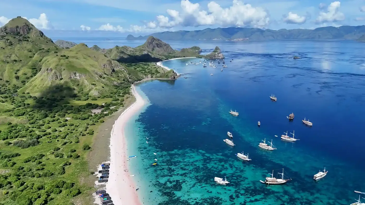 Pink Beach Komodo Sailing Komodo Island Tour Komodo — Komodo National Park, by our operator Komodo Luxury