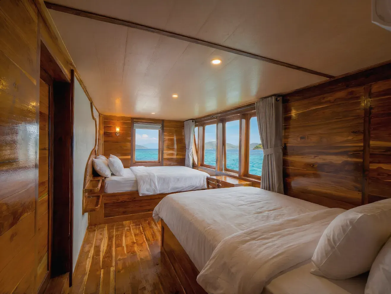 Suite Cabin Naturalia Cruise — Komodo National Park