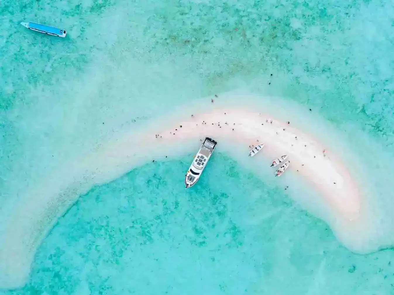 Taka Makassar — Komodo National Park, by our operator Komodo Luxury