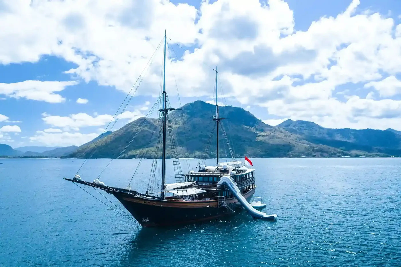 Water Slide Phinisi — Komodo National Park, by our operator Komodo Luxury